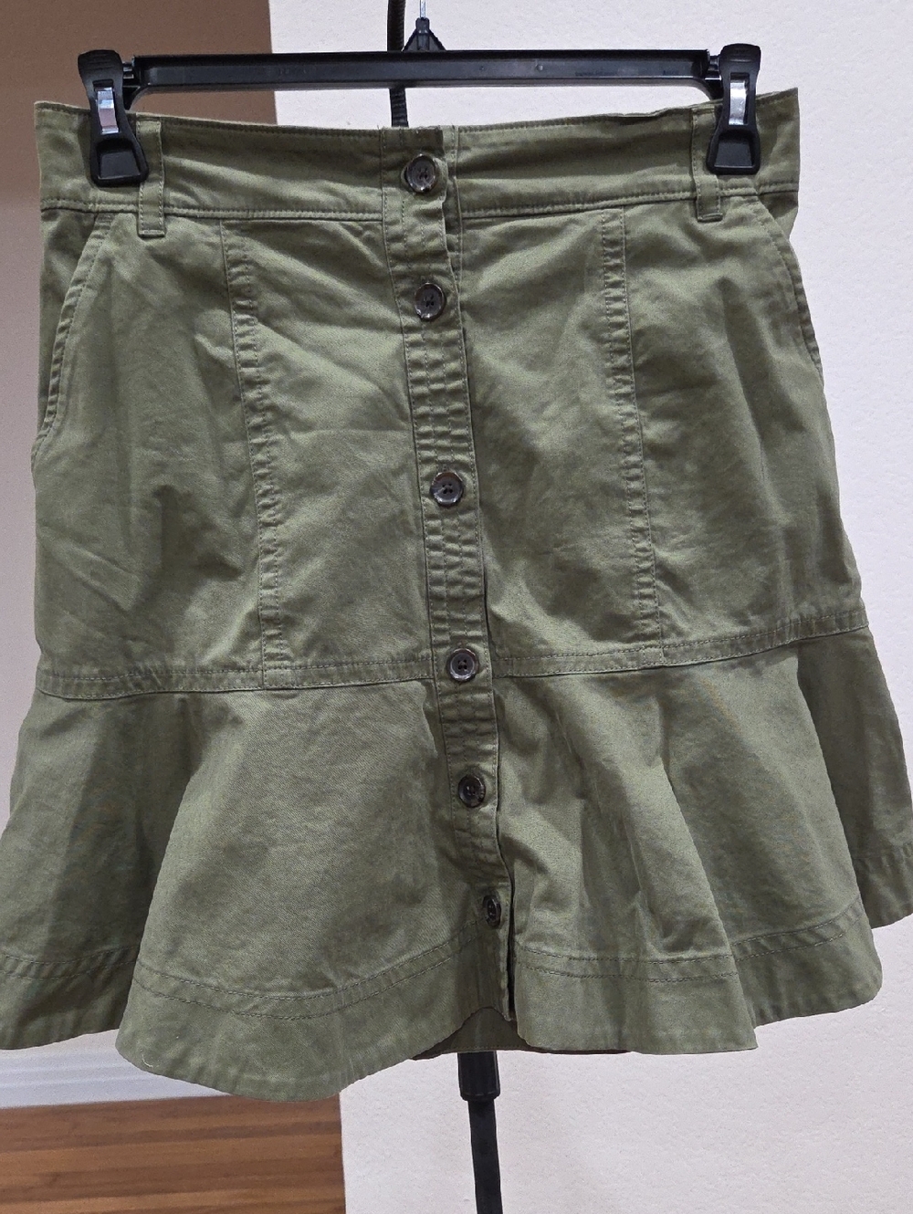 Sz 6 - Banana Republic Olive Green Button-Front Cotton Ruffle Skirt